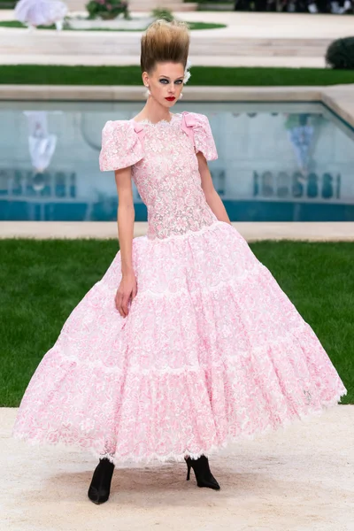 Look 61